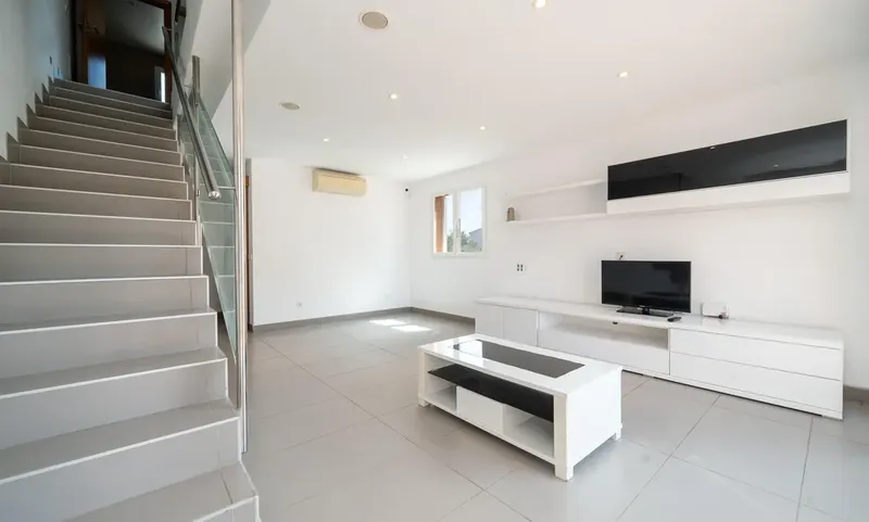 Semi-detached house in Portocolom – Space, light and... — photo 5