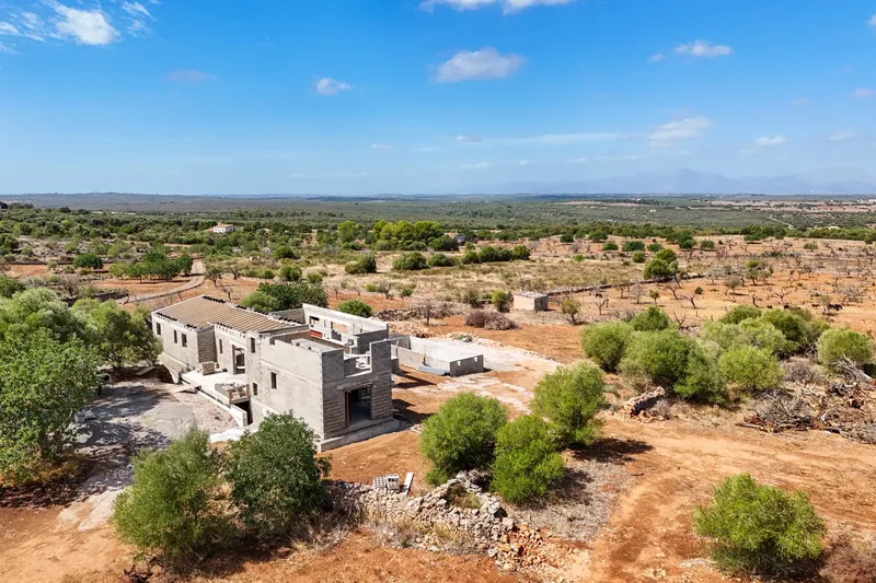 Exclusive finca new build project with spectacular distant sea views over the Bay of Alcúdia — photo 11