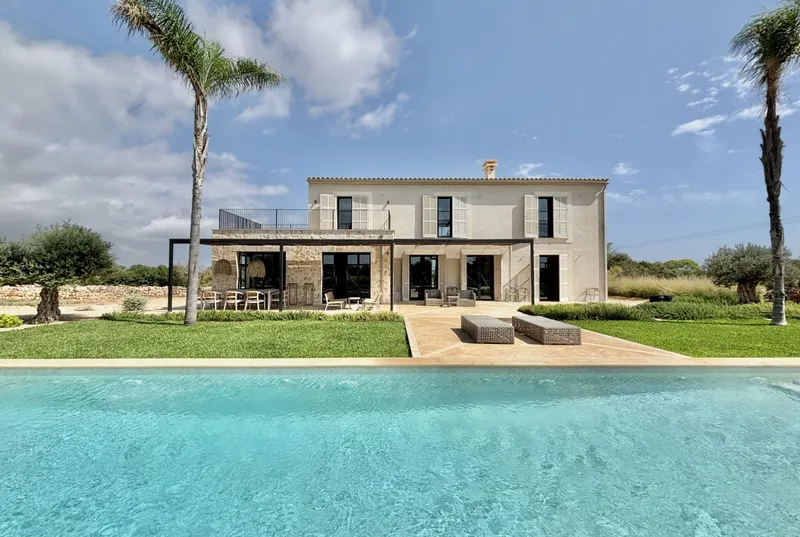 Newly built finca in Portocolom — photo 1