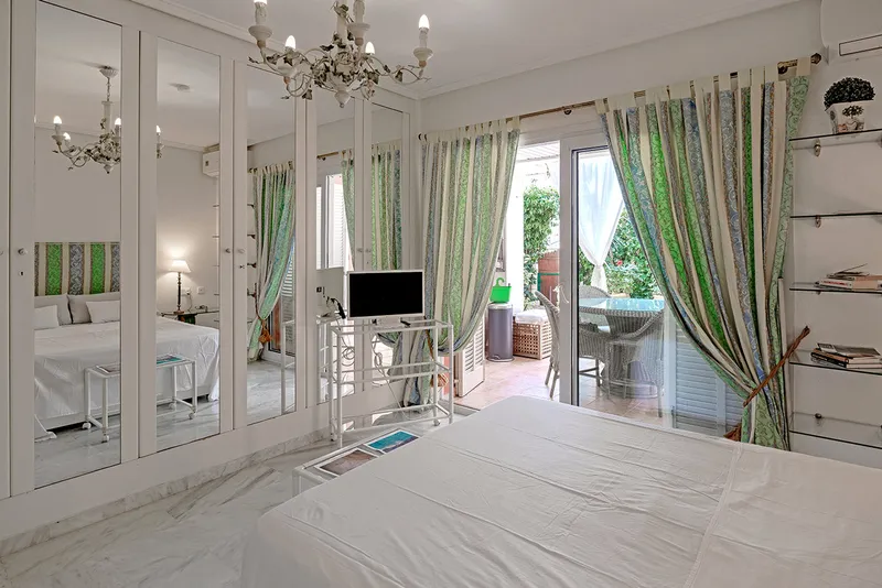 Apartment in Bendinat with communal pool — photo 8