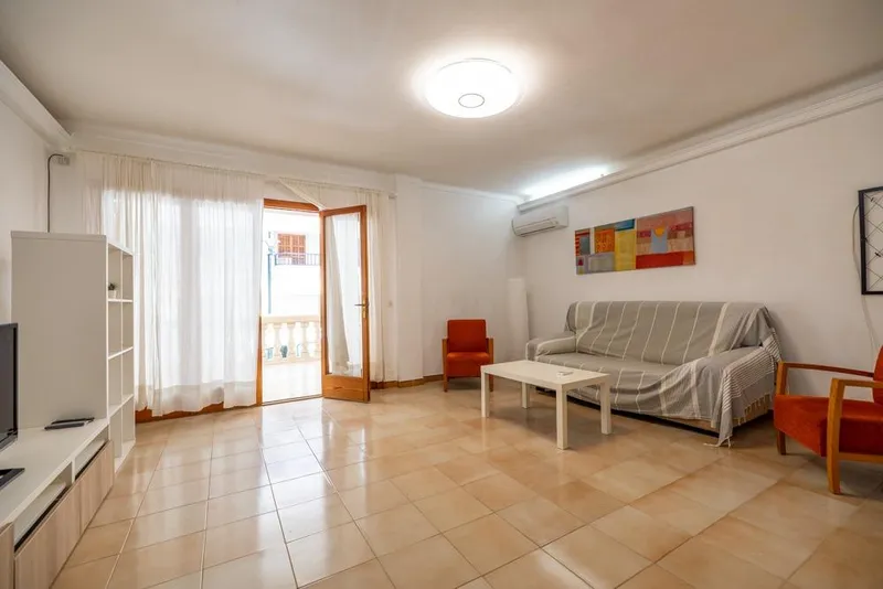 Apartment — photo 1