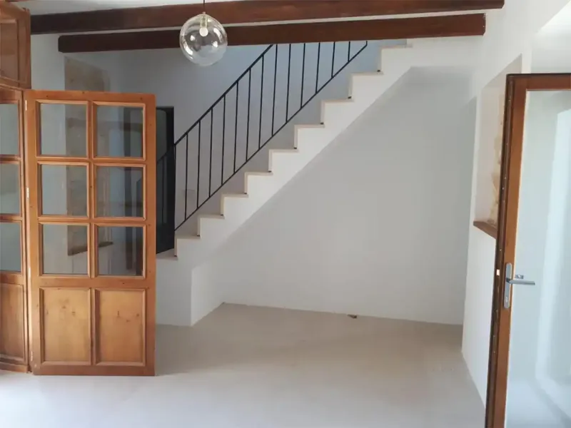 Preciosa casa típica mallorquina de 200 m2 con jardín y piscina en terreno de 638 m2 con fabulosos vistas a la Serra de Tramuntana. La casa — photo 8