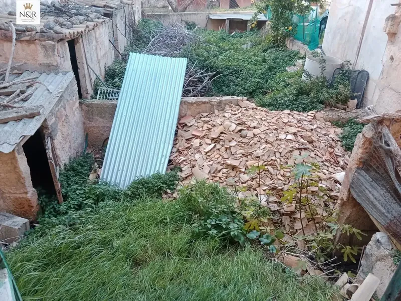 Charming house to renovate in Lloseta, with an unbeatable location near the train station and all basic services. — photo 6