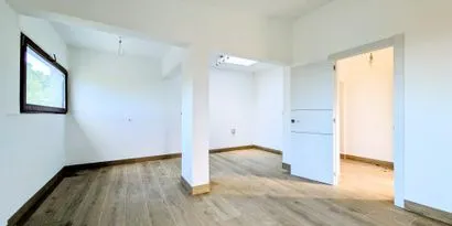 Real estate picture 0 Ref. No. 78249 — photo 8