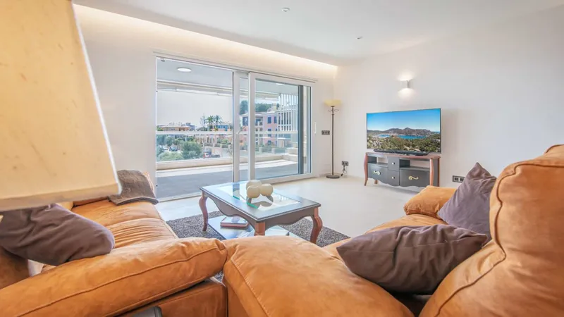Penthouse with sea views in sought-after residential area in Bendinat for sale — photo 3