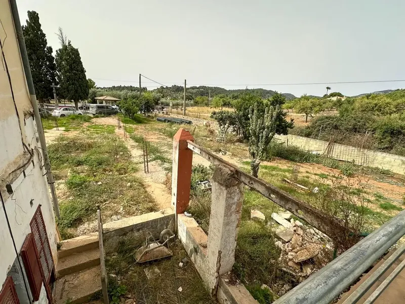 Discover this picturesque home located in the heart of the municipality of Selva, in the charming area of Caimari. Situated at the foot of the — photo 3