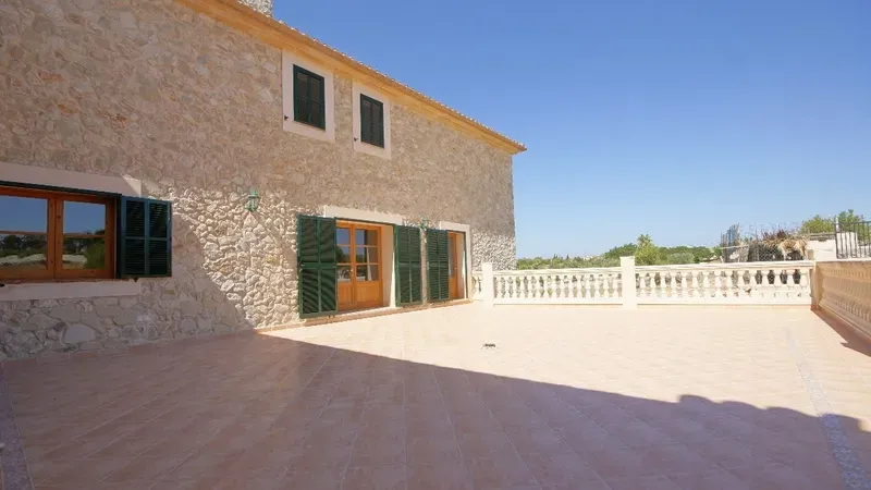 Luxury Country Finca in stunning setting in Lloret de Vistalegre — photo 11