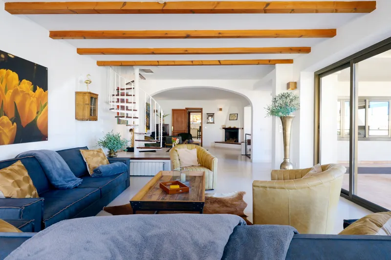 Invest & Sea View: Luxury Property on the Cliff with Holiday License and approx. 5.19% Gross Yield — photo 6