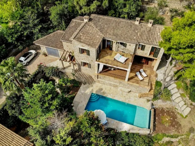 Villa with Infinity Pool in Cala Deià — photo 1