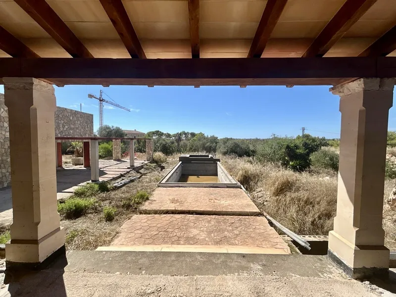 Finca reformada con materiales de alta calidad en Cala Santanyi, a 900 m de la playa, con 5 dormitorios — photo 5