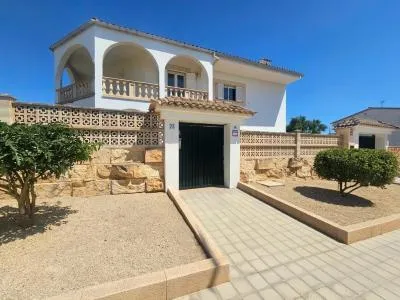 Villa - Palma de Mallorca (Ses Cadenes-Arenal), Built Surface 346 m², Plot Surface 800 m², 6 Bedrooms, 2... — photo 1