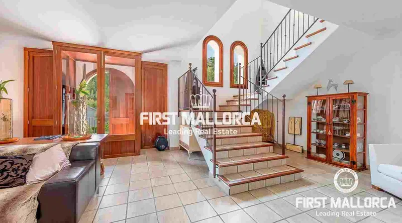 Real Estate Picture 0 Ref. No. 17185 — photo 9