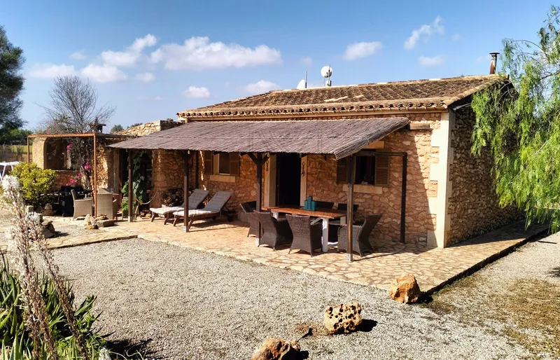 Porreres – Rural estate with holiday rental license (ETV) and vineyards — photo 2