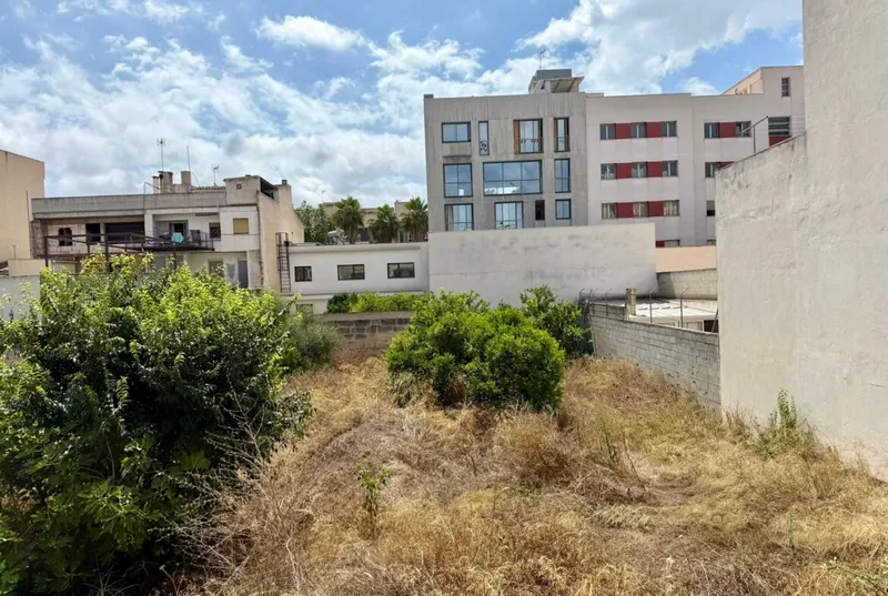 556 m² plot in Manacor — photo 1