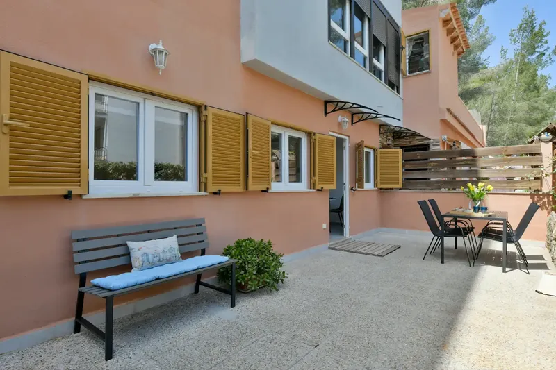 Discover this cozy apartment in one of the best areas of Paguera, ideal for a temporary stay in Mallorca — photo 7