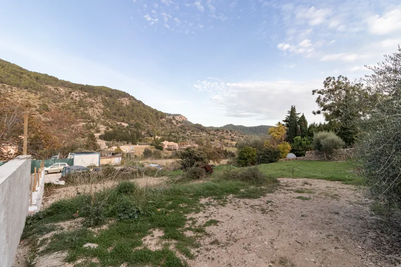 Constructible Urban Plot with Beautiful Views in a quiet street — photo 3