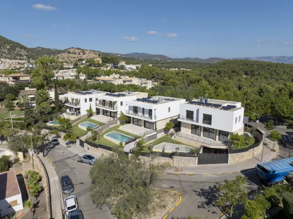 3 New Build Chalets La Bonanova for Sale – 3 Independent Luxury Chalets in La Bonanova, Palma de Mallorca, 4 Bedrooms, 4 Bathrooms — photo 2