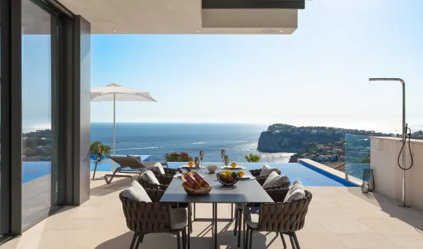 Spectacular modern design villa ready to move in in Cala Llamp, Puerto Andratx — photo 9