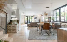 Stylish semi-detached house with pool & garden - carport — photo 6