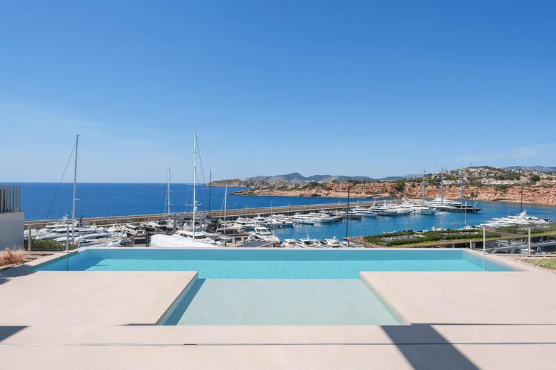 Villa with pool on seafront in Port Adriano — photo 1