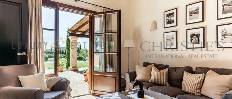 Mediterranean finca in Calvia with horse stables and large pool — photo 12