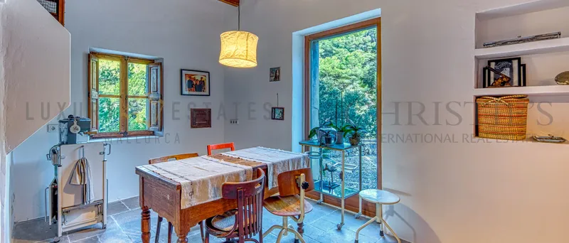 Traditional finca in Andratx with mountain and sea views — photo 8