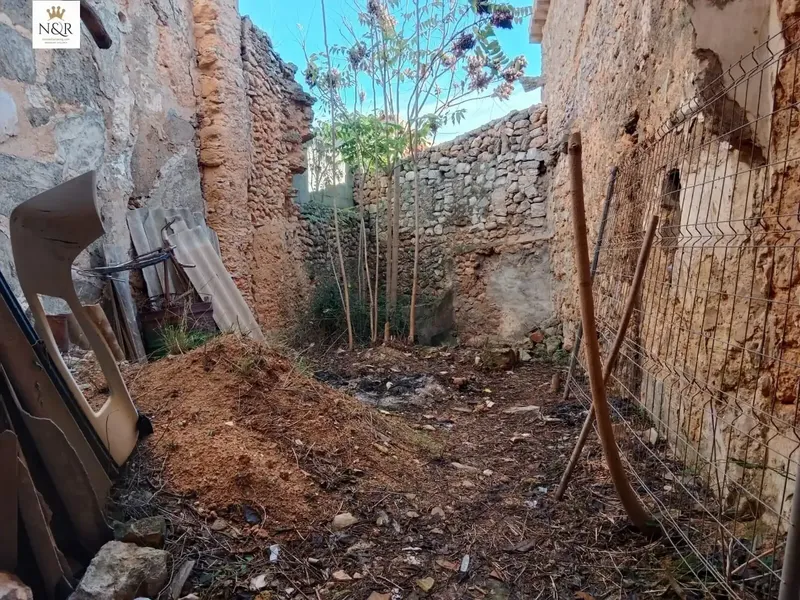IKV00460-1. Urban house for sale in a very central area in the quiet and picturesque village of Biniali. — photo 5