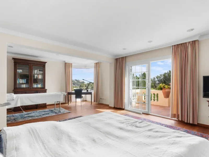 Mediterranean villa for sale in Costa de la Calma with partial sea views — photo 10
