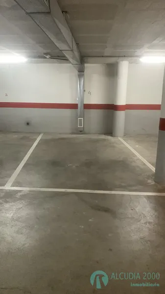 Garage — photo 1