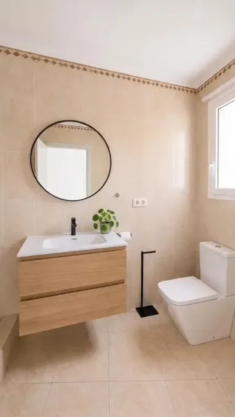 Bright two-bedroom flat with open views on a quiet street in El Terreno, Palma — photo 12