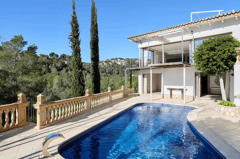 Sea view villa with pool near Puerto Portals in Costa d'en Blanes — photo 2