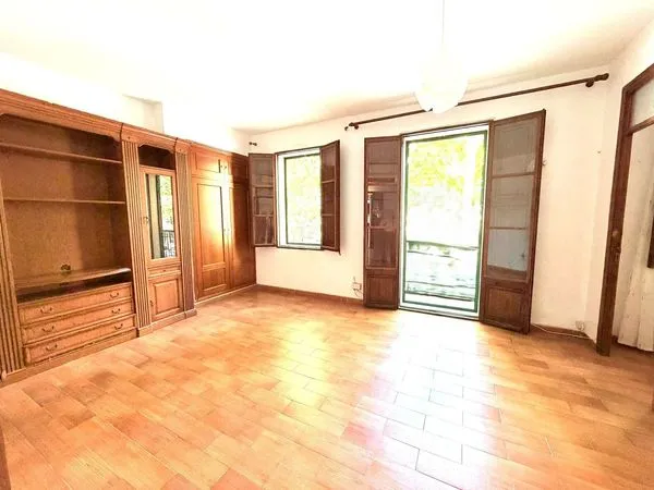 Apartment on Calle Francesc Sancho, Arxiduc — photo 1