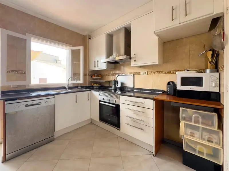 If your family needs more space or you are looking for your first home, this apartment in Cala Millor stands out for its spaciousness and comfort — photo 2
