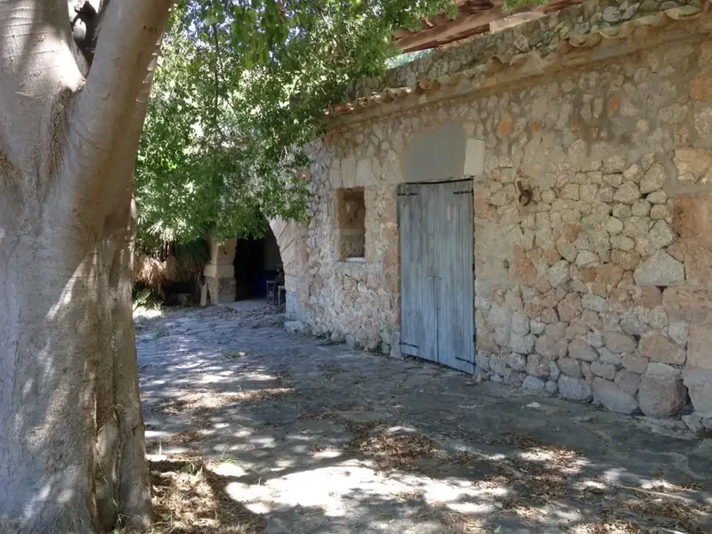 Impressive and very rare rural property with 12 bedrooms and own oil mill for sale in Estellencs — photo 10