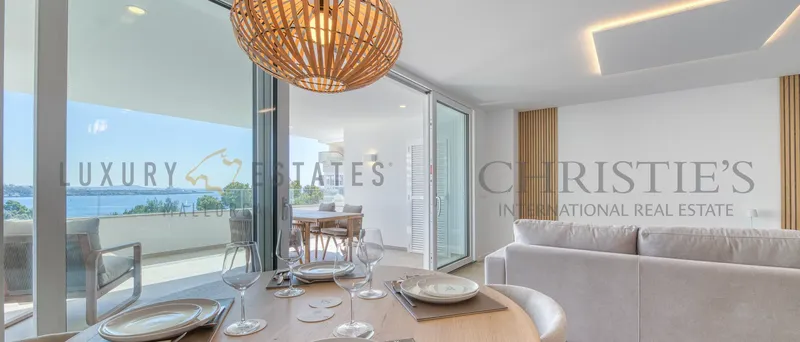 Completely renovated apartment in Illetas with fantastic sea views directly on the sandy beach — photo 2