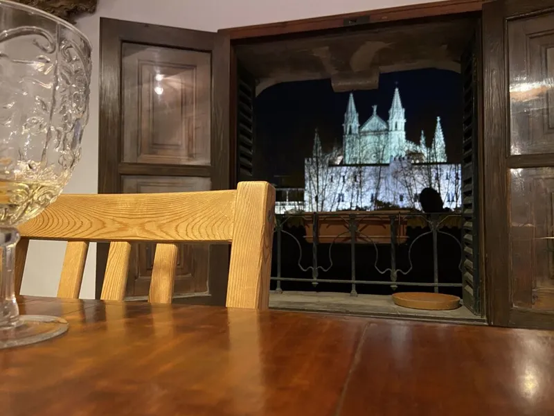 Recently Refurbished Modern Loft Style Apartment close to the Cathedral - Temporary Contract Available from January 2027 for 11 Months — photo 3