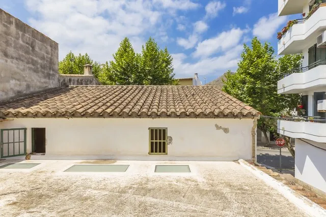 Dual property investment for sale near the beach in Puerto Pollensa, Mallorca — photo 7