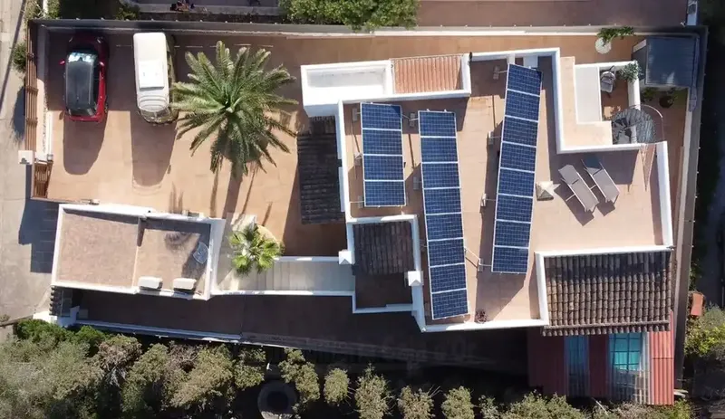This villa was completely renovated in 2022 and equipped with many extras. Just 3 minutes from Cala Petita, shops and restaurants, in — photo 5
