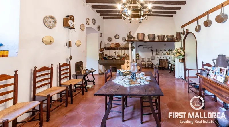 Historic property in the heart of the beautiful village of Fornalutx — photo 6