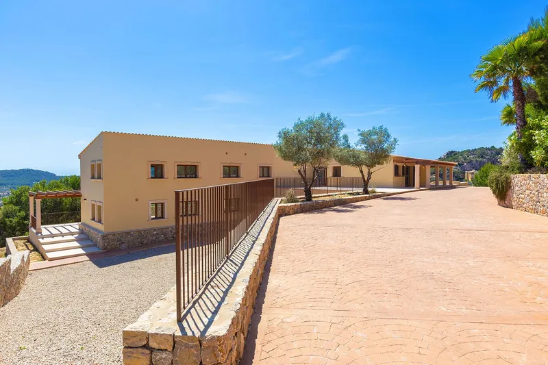 Cala Egos: Luxurious finca on 60,375 m² of land — photo 5