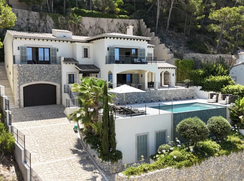 Elegant Mansion with breathtaking sea views - Puerto Andratx — photo 1