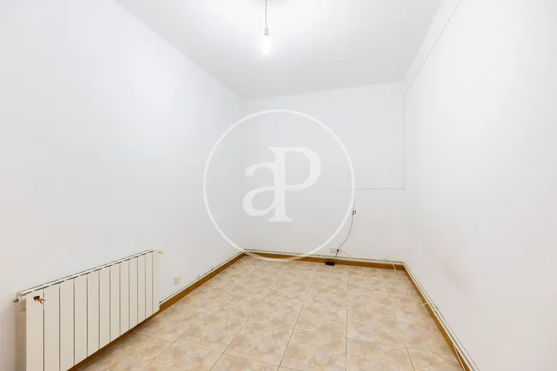 Apartment for rent on Calle Sant Gervasi de Cassoles — photo 8