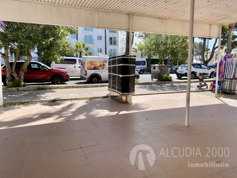 Business premise — photo 2