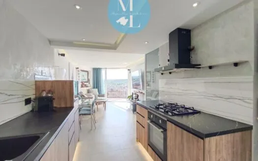 Modern renovierte Wohnung mit Meer- und Pano... — photo 2