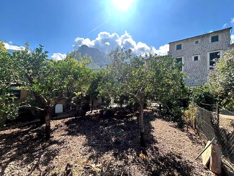 Charming village house with garden and Tramuntana mountain views – Sóller — photo 2
