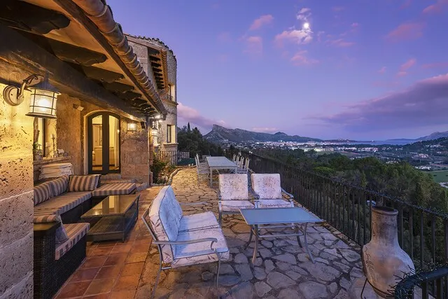 Outstanding sea view villa with holiday license for sale in Puerto Pollensa, Mallorca — photo 2