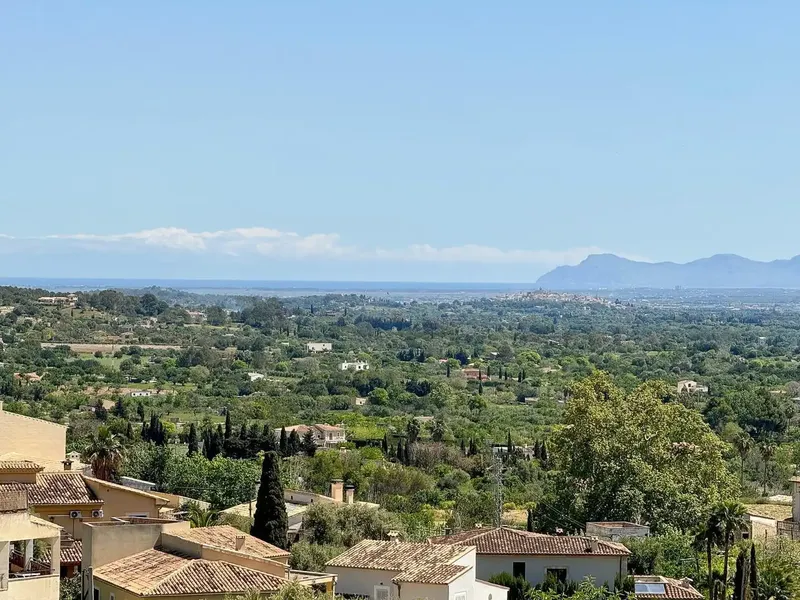 Discover your new home in the charming village of Selva, in the Balearic Islands! This bright 90 m² apartment is perfect for those seeking — photo 11