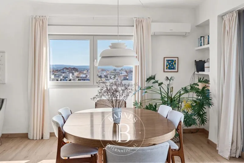 Palma de Mallorca, 3-bedroom apartment - 190 m² for sale — photo 1