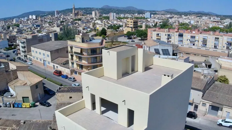491m² multi-family house with roof terrace for sale; shell construction — photo 6