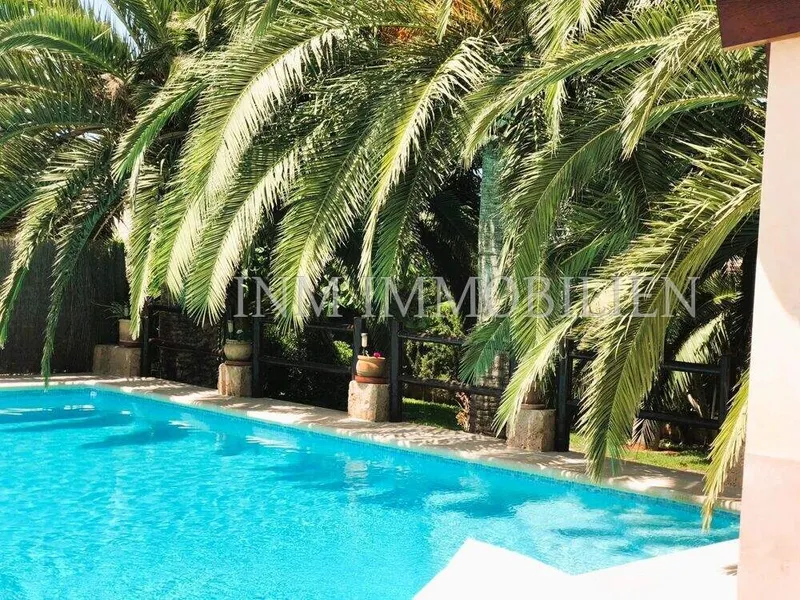 260m² finca for sale with 6 rooms, 3 bathrooms, pool and garden — photo 4